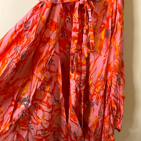 Wrap Dress Floral Pink Pattern Small size - Picture 3 of 4